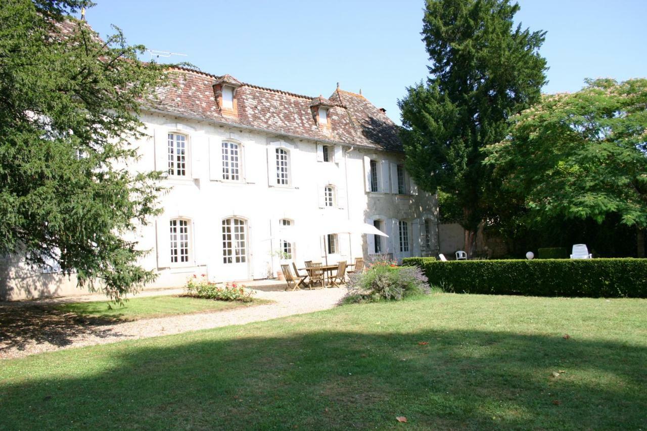 Bed and breakfast Château La Gentilhommière du Puits Notre-Dame 30 rue de l'église 24110 Saint Léon sur l'Isle Extérieur photo